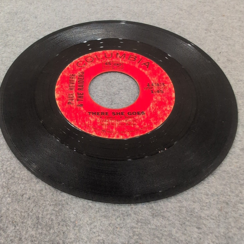 Paul Revere & The Raiders Hungry There She Goes 45 RPM‎ Columbia 4-43678 Vinyl - Picture 4 of 4